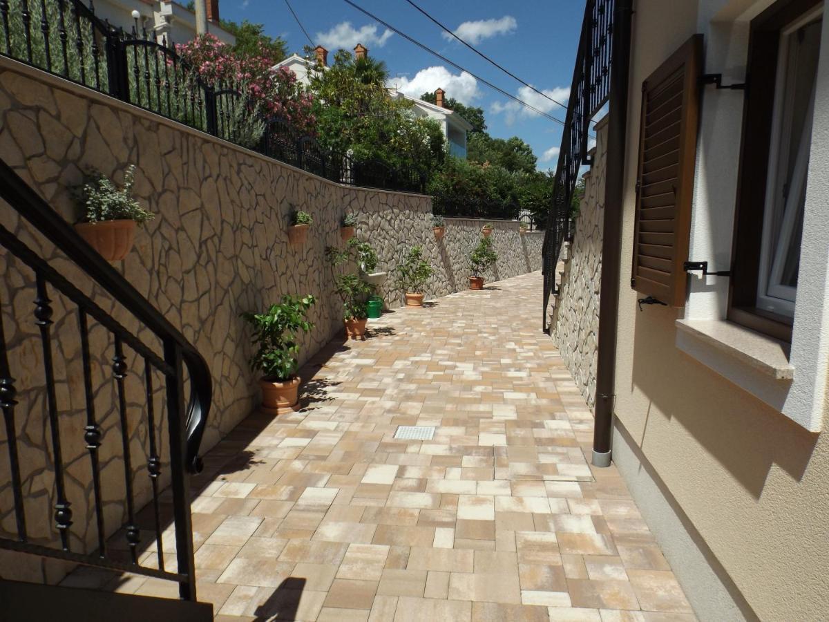 Apartments Villa Elma Moscenicka Draga Exterior photo